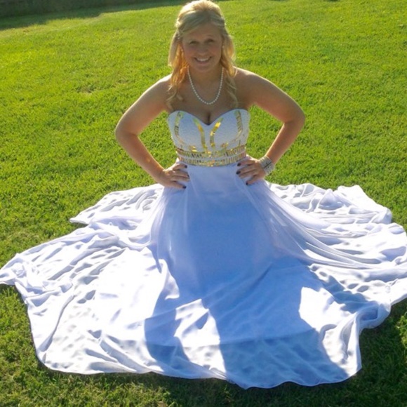 Prom dress