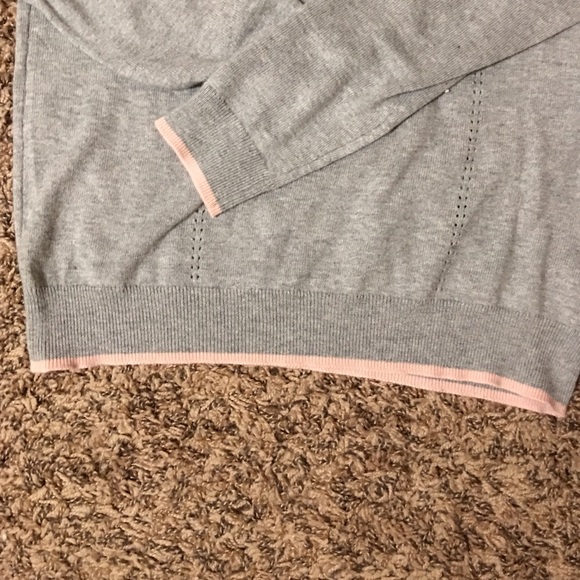 ELLE Sweater - Picture 3 of 3