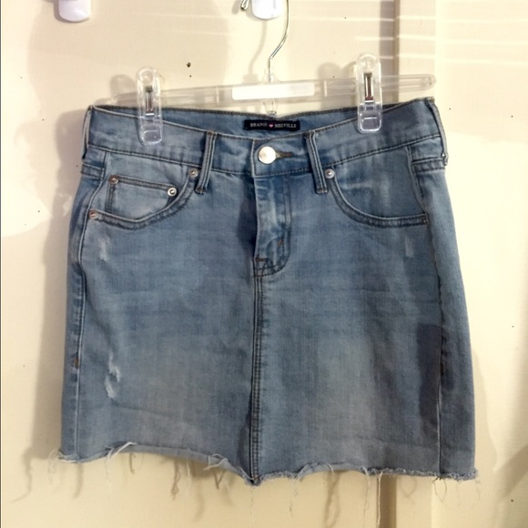 Brandy Melville Fitted Denim Skirt