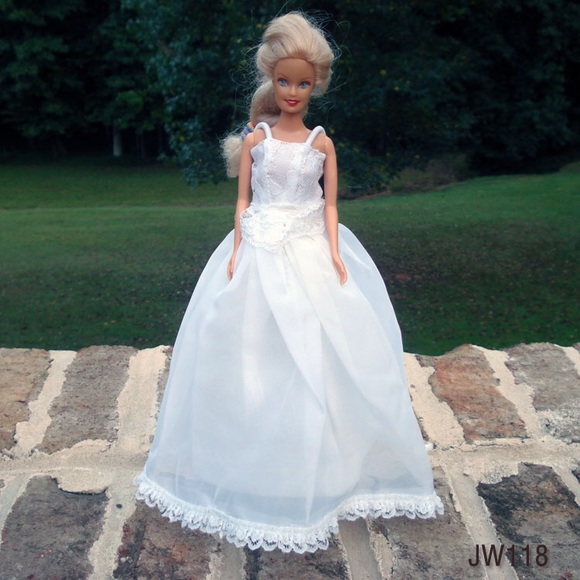 barbie type dress