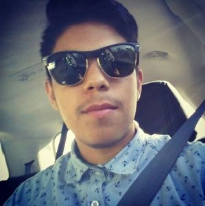 Meet your Posher, Luis