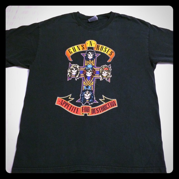 Guns n Roses T-shirt gently worn soft fabric.