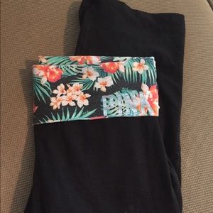 VS Pink Crop Yoga Pants