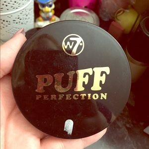 W7 puff perfection