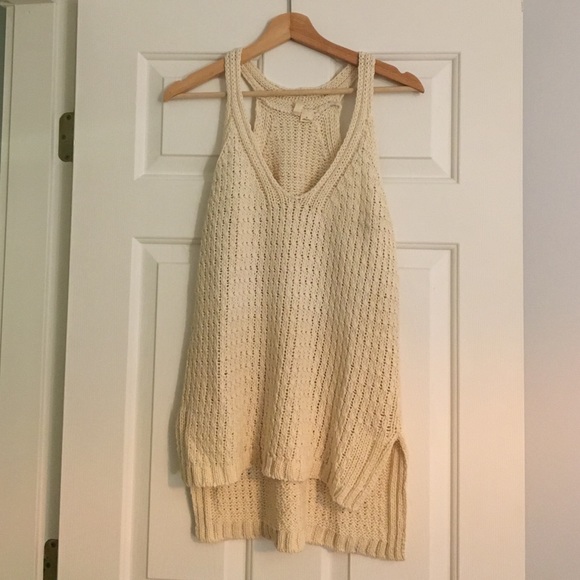 MOVING SALE Sunidra Sweater Tank