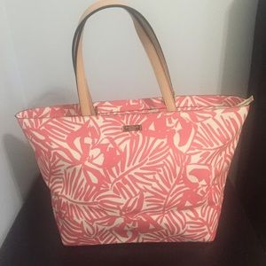 SOLD Beautiful tote!
