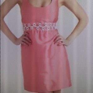 Vineyard Vines pink silk dress w/ white trim. Sz12