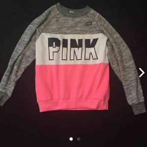 OFFERS!! Vs PINK RARE colorblock crew