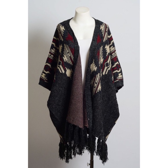 New Arrival- Heather Argyle Poncho - Picture 3 of 4