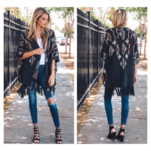 New Arrival- Heather Argyle Poncho - Picture 4 of 4