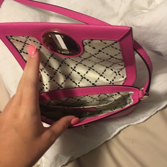 Kate spade cross body purse - Picture 2 of 2