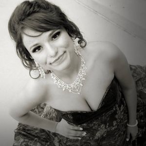 Meet your Posher, Cassandra