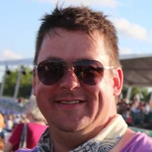 Meet your Posher, Travis