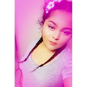 Meet your Posher, Faviola