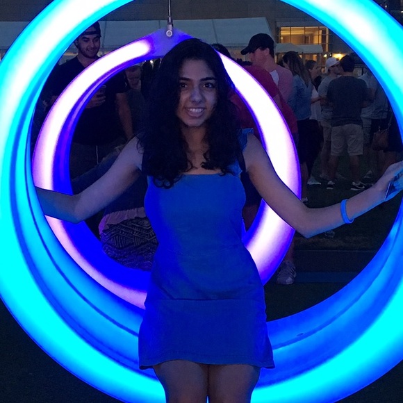 Meet your Posher, Parina