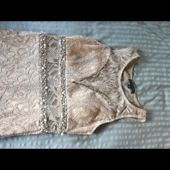 Dress - Picture 3 of 4