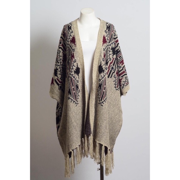 Oatmeal Knit Poncho - Picture 2 of 4