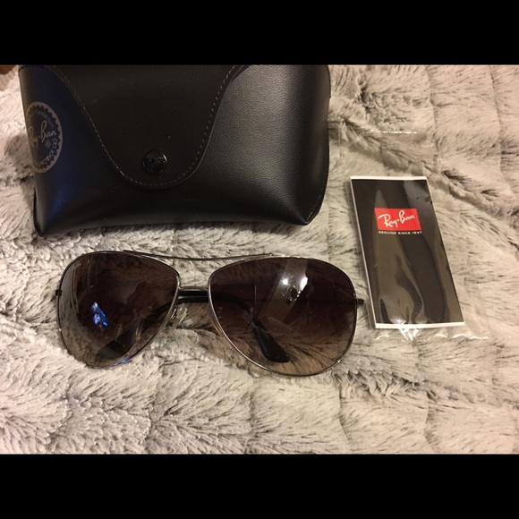 Ray-Ban 3293 oversized bubble wrap aviators