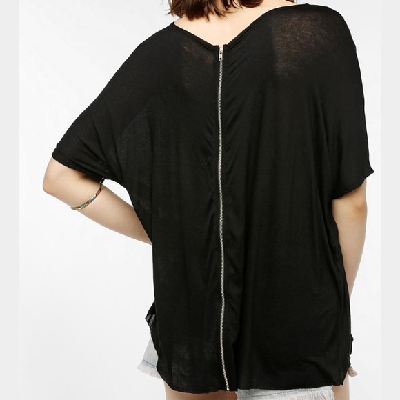 Urban Outfitters Oversized Zip Back Tee