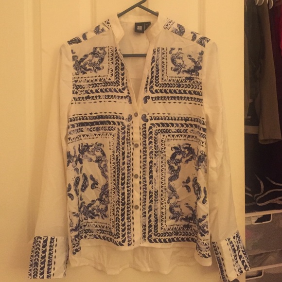 White and Blue Tile Print Blouse
