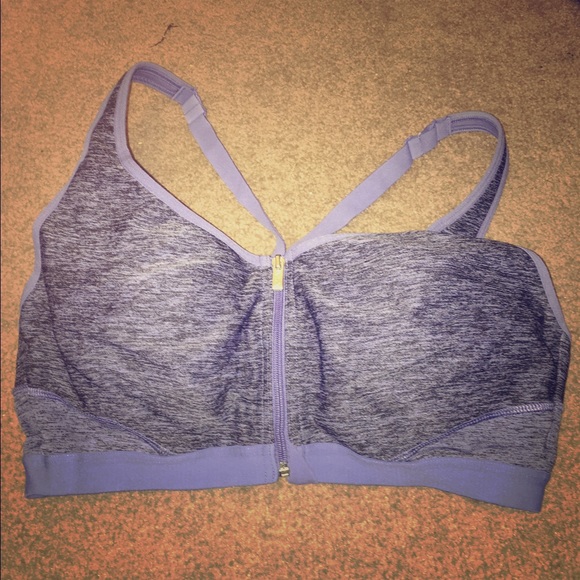 Victoria's Secret VSX Knockout Front Close bra