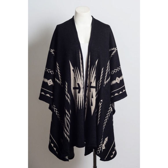 New Arrival- Boho Chic Knit Poncho - Picture 2 of 4