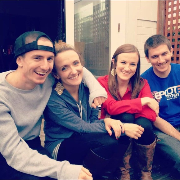 Meet your Posher, Christina - Picture 4 of 4