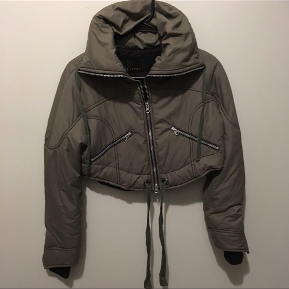 Crop top olive green jacket