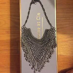 Bib necklace silver