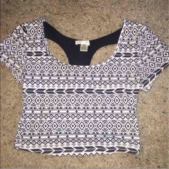 Tribal print crop top - Picture 1 of 2