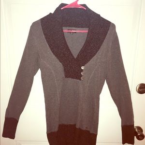 Cowl neck NWOT Guess sweater!