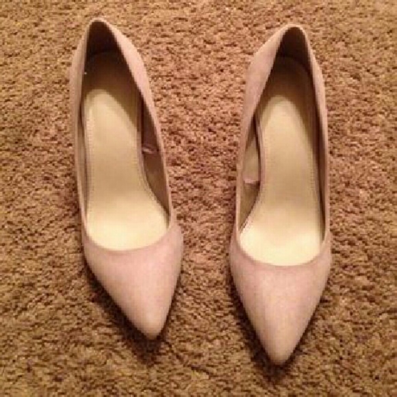 suede pointed toe heels