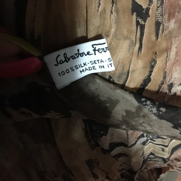 100% new silk Salvatore Ferragamo scarf