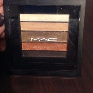 MAC amberluxe eye pallet