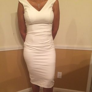 NEW Women’s /Teens Ivory Form Fitting Dress- Excellent quality material!