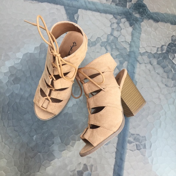 Toffee slit cutout lace up heels - Picture 5 of 5