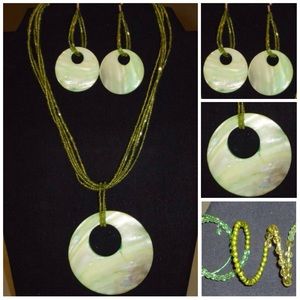 Green jewelry set
