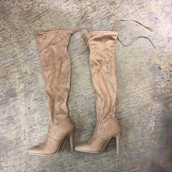 ❗️Sale day ❗️🍂Taupe high knee boots🍂 - Picture 2 of 4