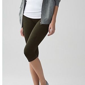 Lululemon In The Flow Crop II