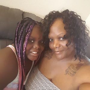 Meet your Posher, Rhonda