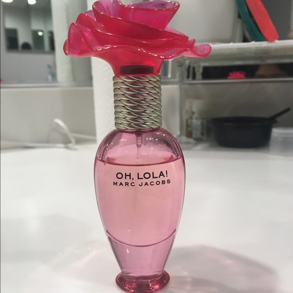 Marc Jacobs Oh Lola Perfume