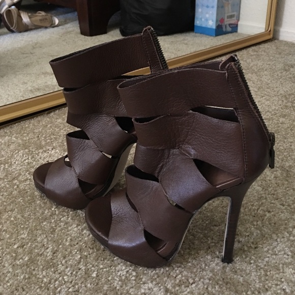 Nine West Heeled Shoes size 5 - Picture 1 of 3