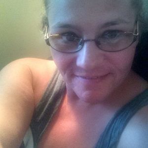 Meet your Posher, Dena