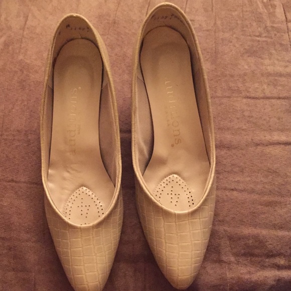 Auditions shoes women size 9
