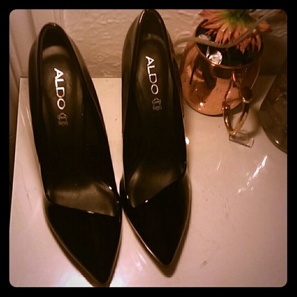 Aldo Black Leather Heels