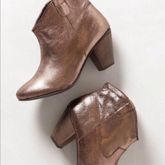 NWOT Anthropologie Bibi Lou Arriva Ankle Boots 37