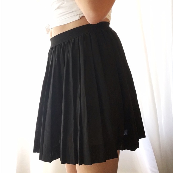 Black skater skirt!