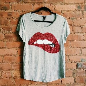 Sequined lip tee