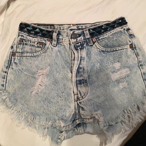 Levis vintage bleach high waisted shorts