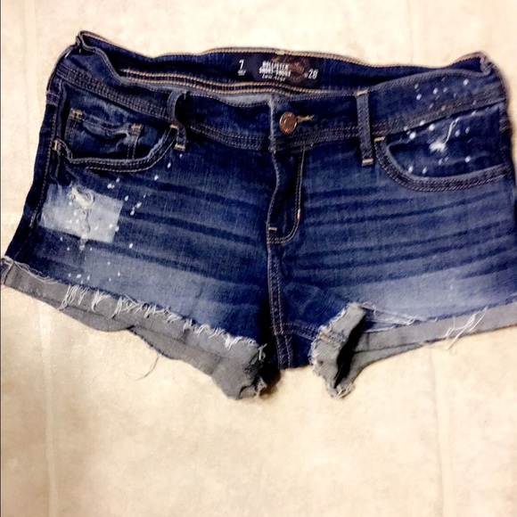 Hollister size 7 jean shorts